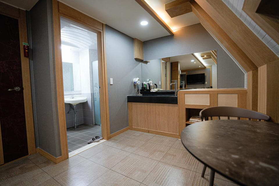Mokpo Well Motel in South Korea
