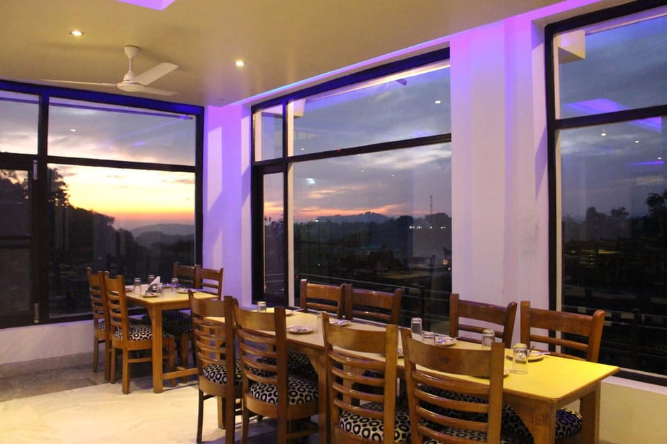 Hotel Vatika the Riverside Resort  Hotel in Himachal Pradesh