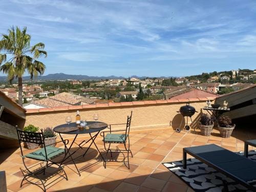 Les Trois soleils Hotel in Roquebrune-sur-Argens