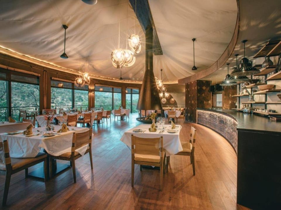 Madwaleni River Lodge - Babanango Game Reserve Lodge in KwaZulu-Natal