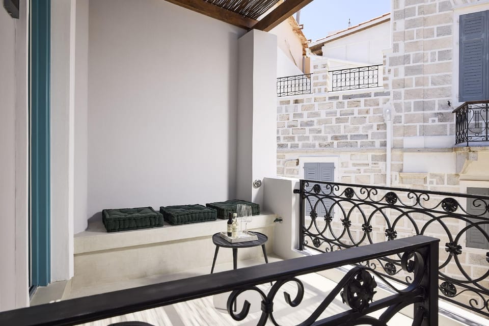 Syroc Maison Apartment hotel in Decentralized Administration of the Aegean