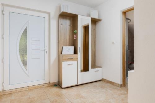 Apartman Rita Hotel in Lika-Senj County