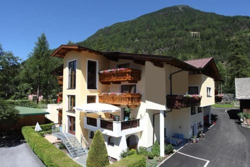 Garni Hanni Hotel in Trentino-South Tyrol
