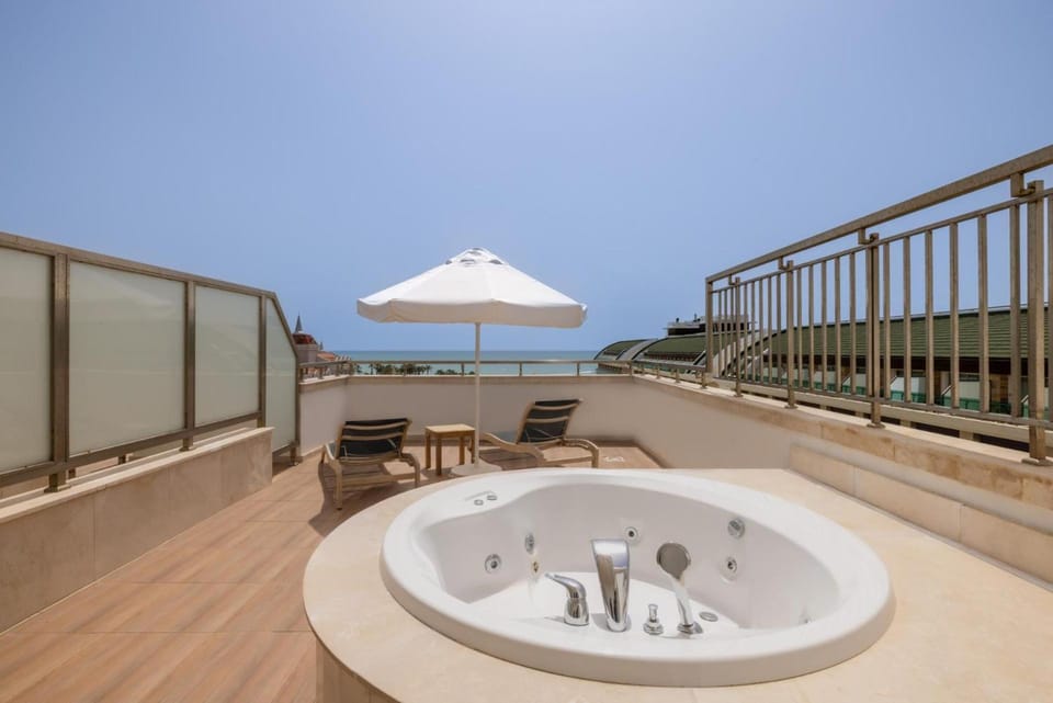 Crystal Waterworld Aqua Collection - All Inclusive Resort in Antalya Province