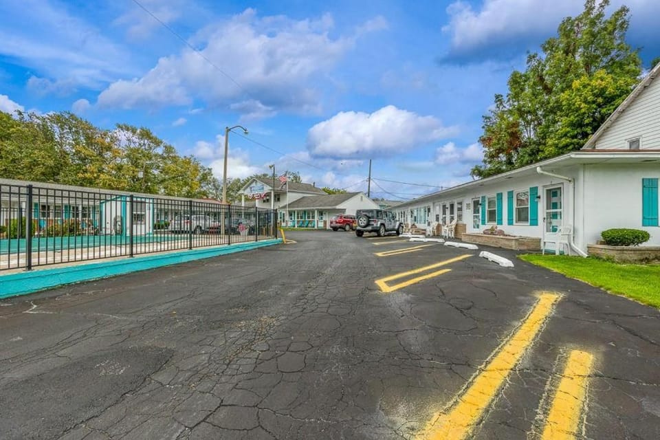Riviera Motel Motel in Millcreek Township