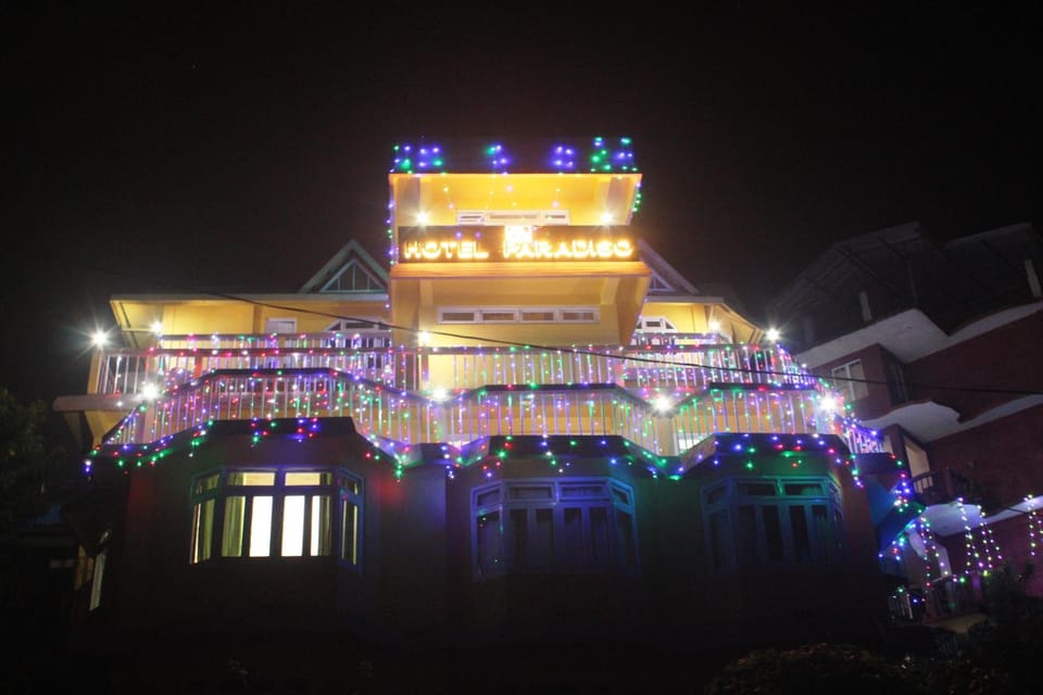 Hotel Paradiso Hotel in West Bengal