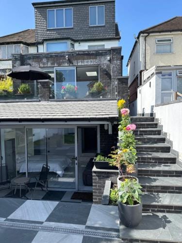Mara Boutique Apartaments Hostel in Oldbury