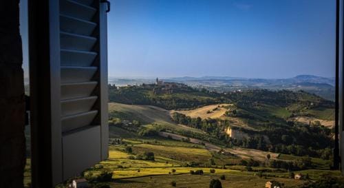 La torre tra terra e cielo Hotel in Marche