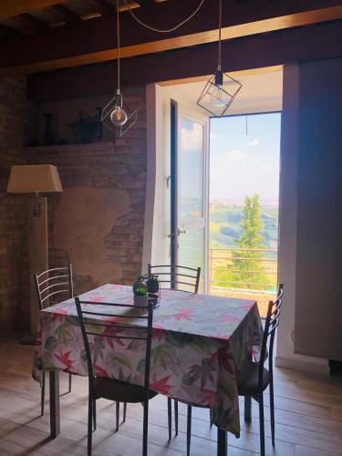 La torre tra terra e cielo Hotel in Marche