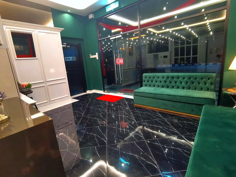 1 DAY CAR HOTEL - BG PERDANA Hotel in Perak Tengah District