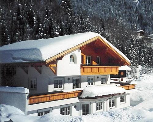 Ferienwohnung Carbonare Hotel in Vorarlberg, Austria