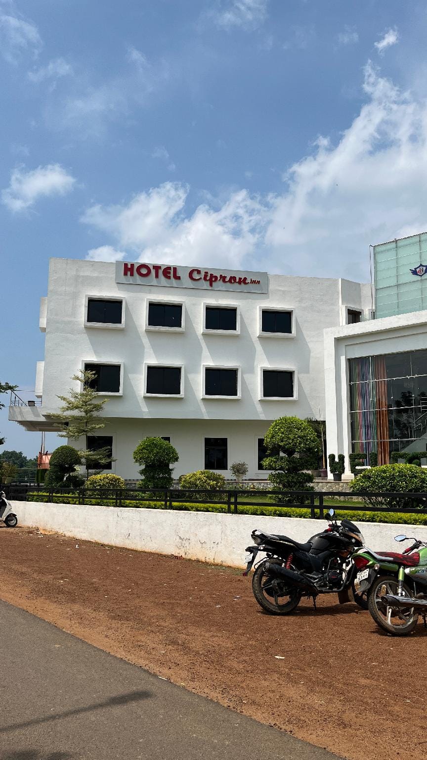 Hotel Cipron Inn Hotel in West Bengal