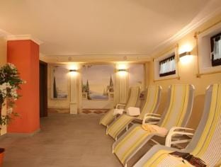 Garni Rustica Hotel in Soelden