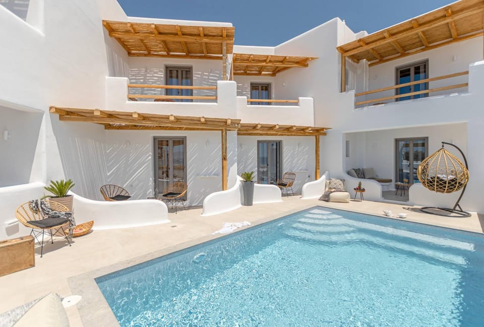 Naxos Contelibro Hotel in Agios Prokopios