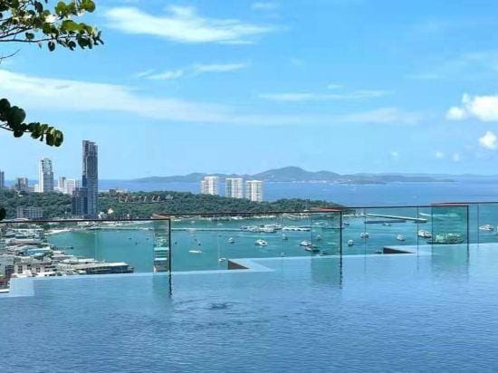 Edge Central Pattaya by Thiva Hotel in Pattaya City