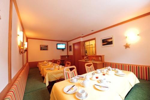 Haus Enzian Hotel in Saint Anton am Arlberg