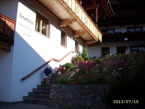 Haus Gmahblick Ferienwonungen Hotel in Alpbach