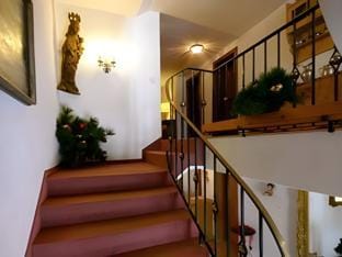 Haus Schrofenstein Hotel in Lech