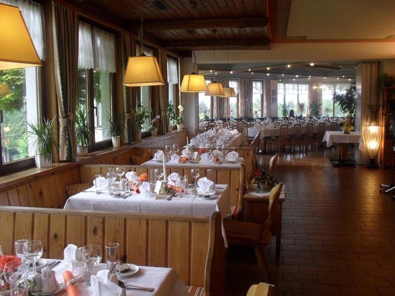 Hotel Landhof Simeter GMBH Hotel in Spittal an der Drau