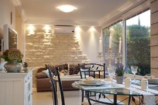 La Perla in Cavtat with 5 bedrooms and 5 bathrooms Hotel in Cavtat