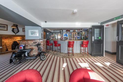The Crossroads Inn Hotel in England