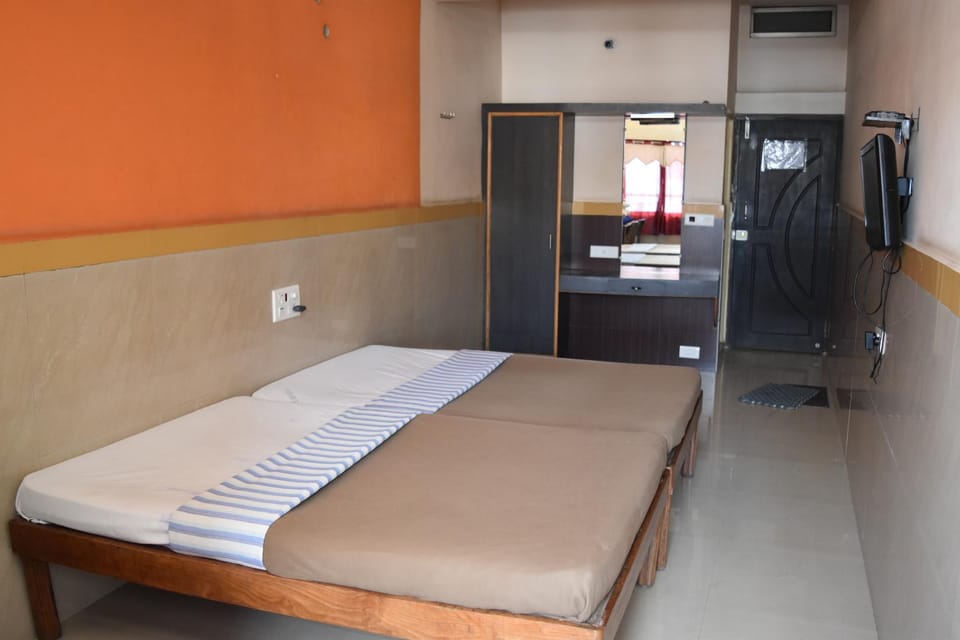 Hotel Abhiruchi Lodging Hotel in Karnataka