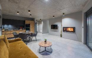 Fran in Vodnjan with 2 bedrooms and 2 bathrooms Hotel in Peroj