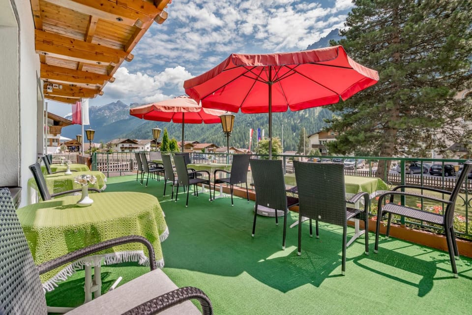 Pension Almrausch Hotel in Neustift im Stubaital