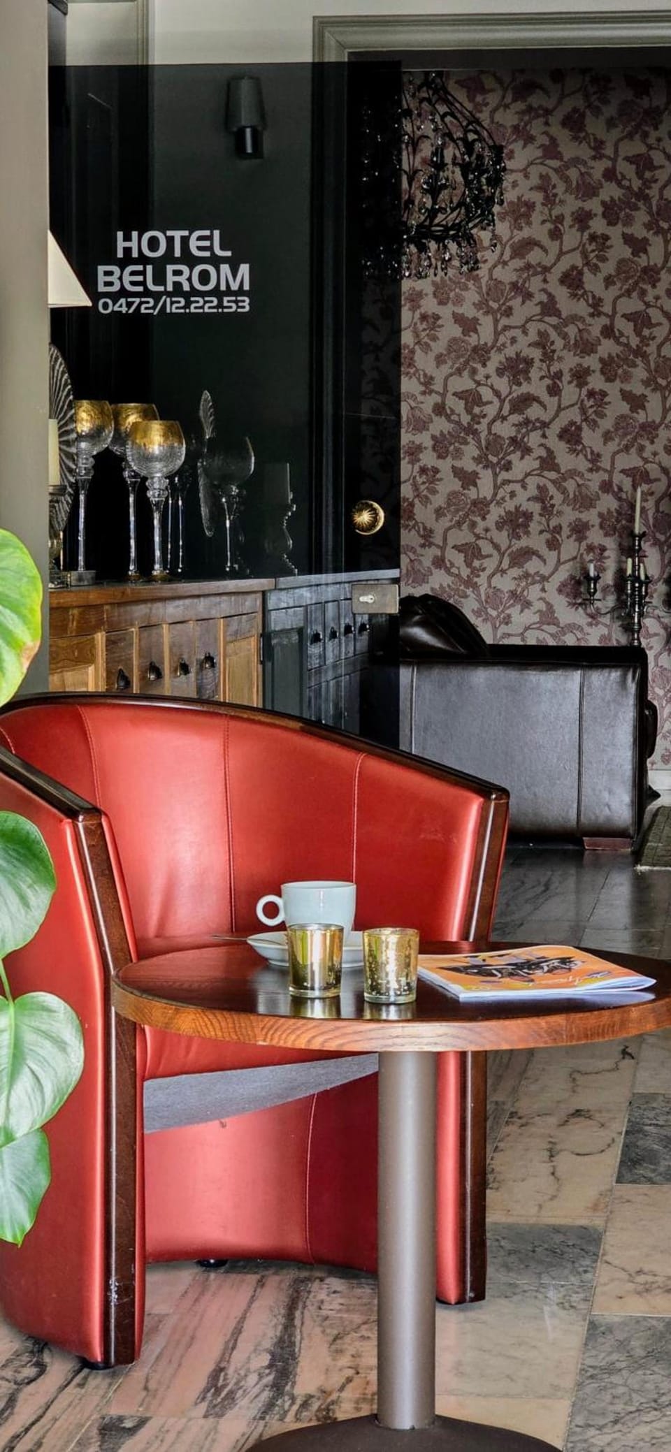 Shared lounge/TV area