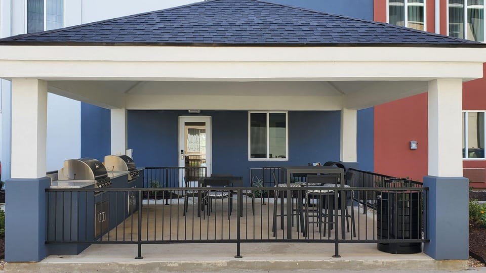 Candlewood Suites Lake Charles South By IHG Hotel in Lake Charles