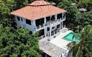 Villa Seaview Garden (3 bedroom, sleeps 7) Apt#3 Hotel in Ko Tao