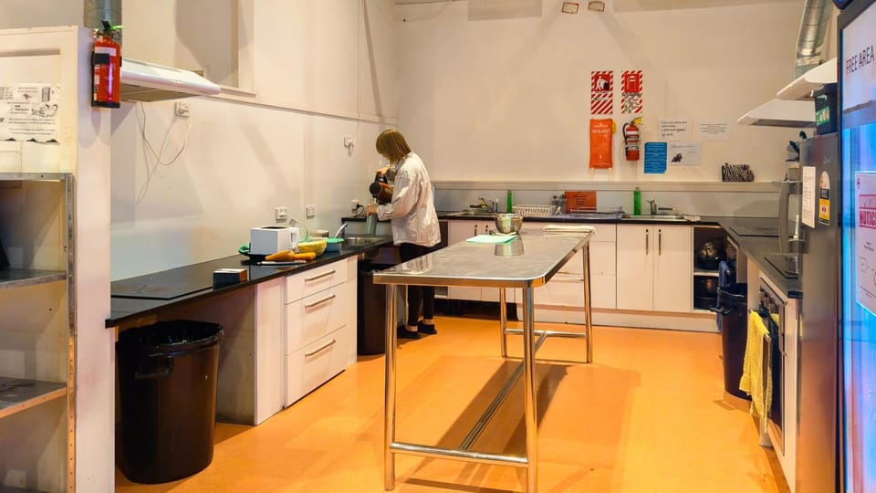 Metro Adventurer Backpackers Hotel in Auckland