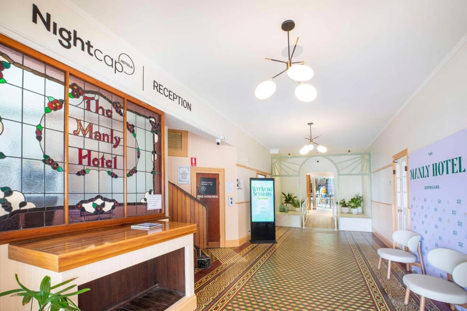 Manly Hotel Hotel in Brisbane