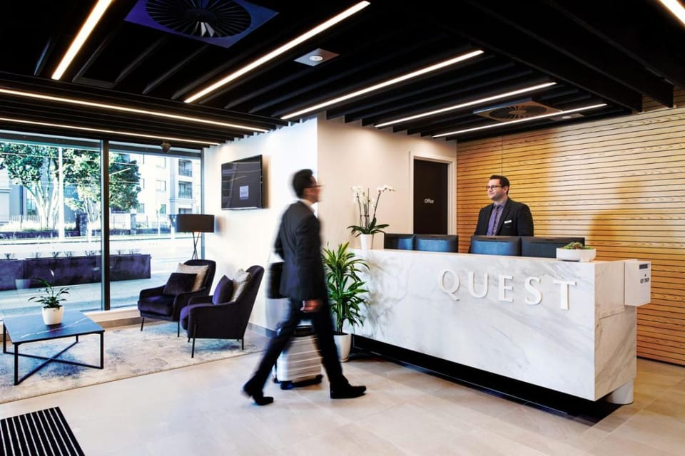 Quest Takapuna Hotel in Auckland
