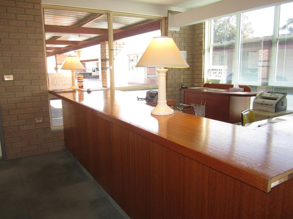 Canberra Lyneham Motor Inn Hotel in Canberra