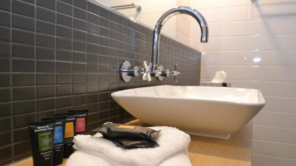 The Astor Suites Hotel in Goulburn