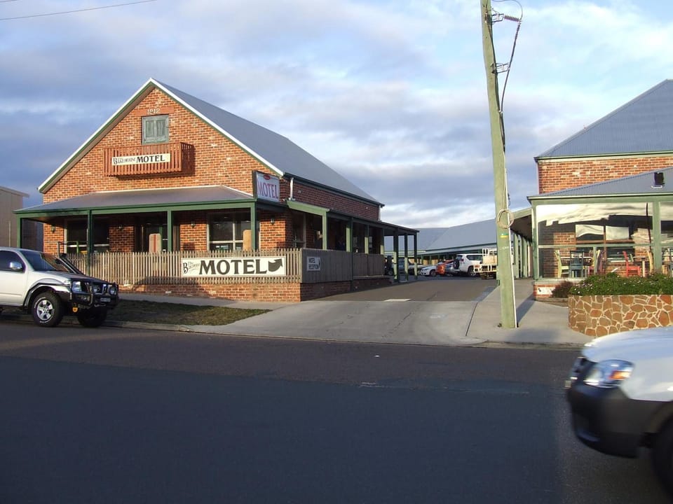 The Bakehouse Motel Hotel in Goulburn