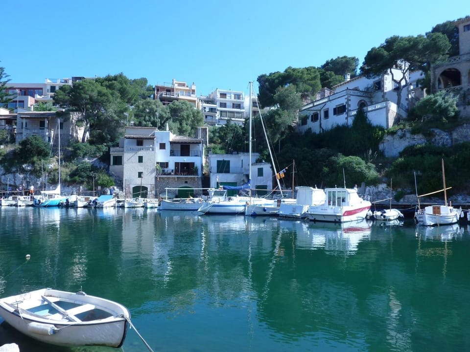 Apartamentos Villa Primera Apartment hotel in Cala Figuera