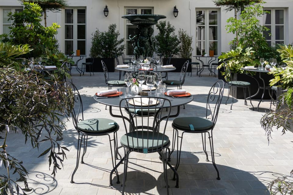 Hotel & SPA Napoleon Hotel in Fontainebleau