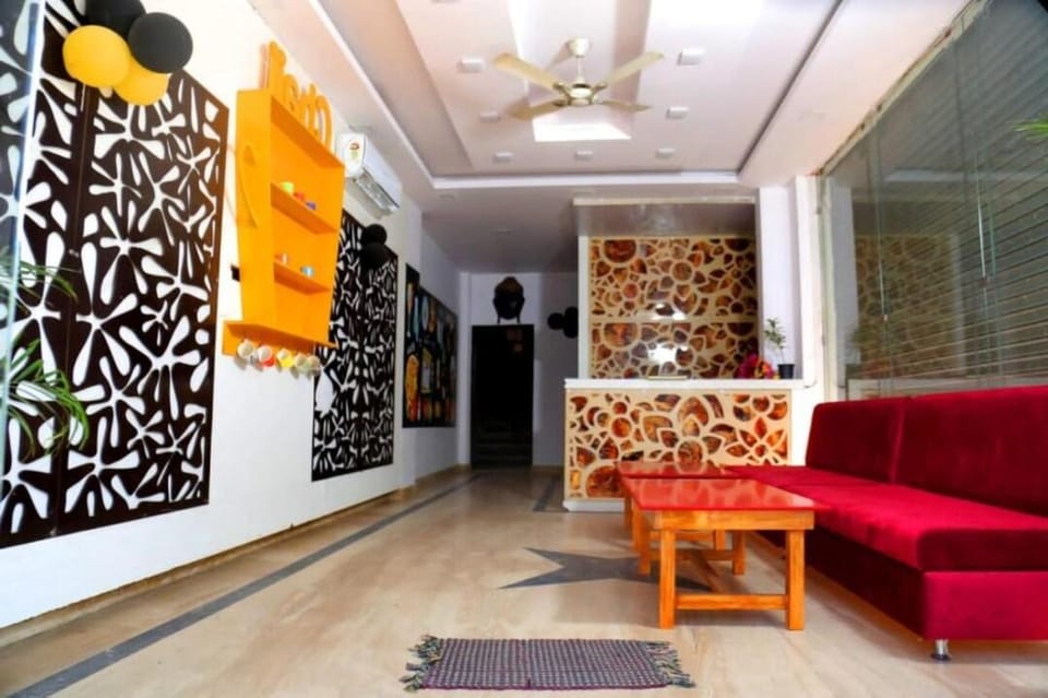 Hotel Rose Inn Hotel in Uttarakhand