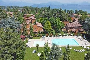Residence Punta Gro' 2/5 by Wonderful Italy Hotel in Sirmione