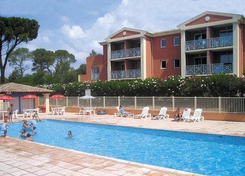 Residence Lagrange le Domaine des Grands Pins Hotel in Saint-Raphael
