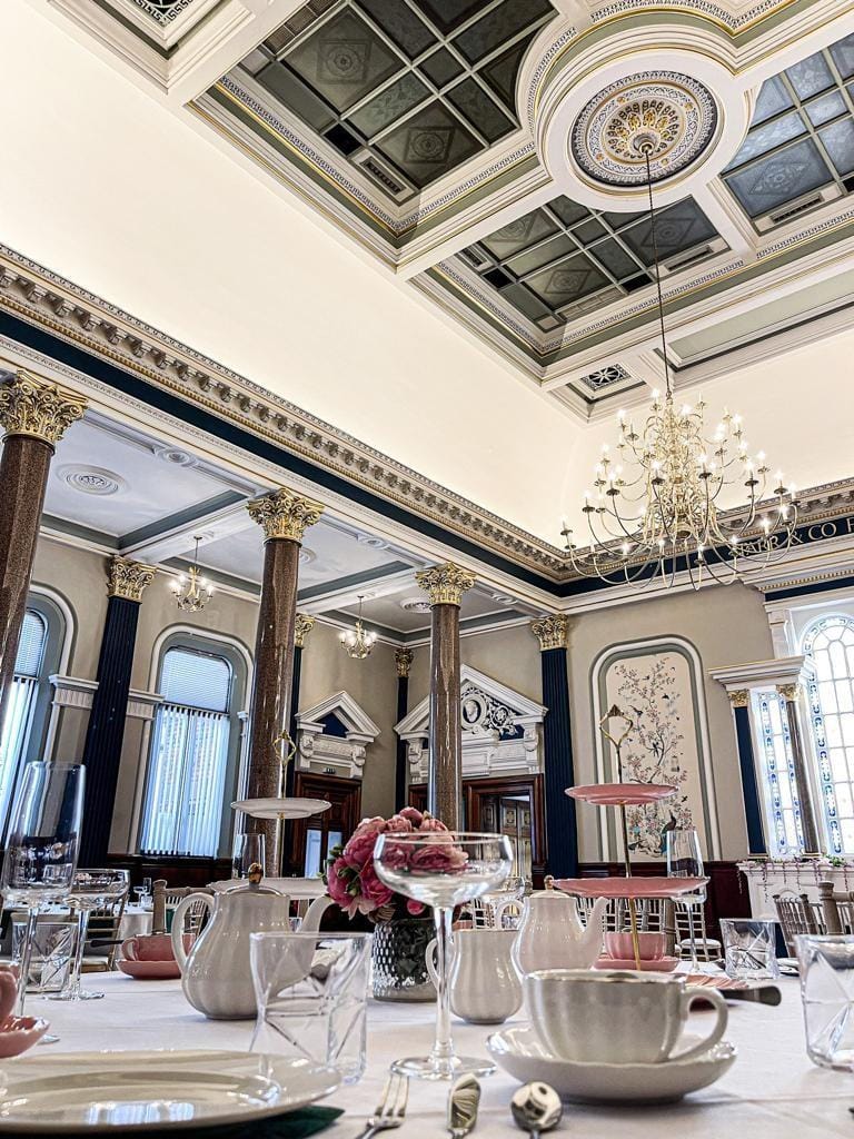 Banquet hall