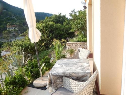 Apartments and rooms with WiFi Sobra, Mljet - 18465 Hotel in Dubrovnik-Neretva County