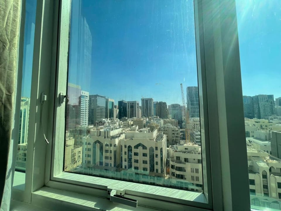 Abu Dhabi Centre - Unique Room Hostel in Abu Dhabi