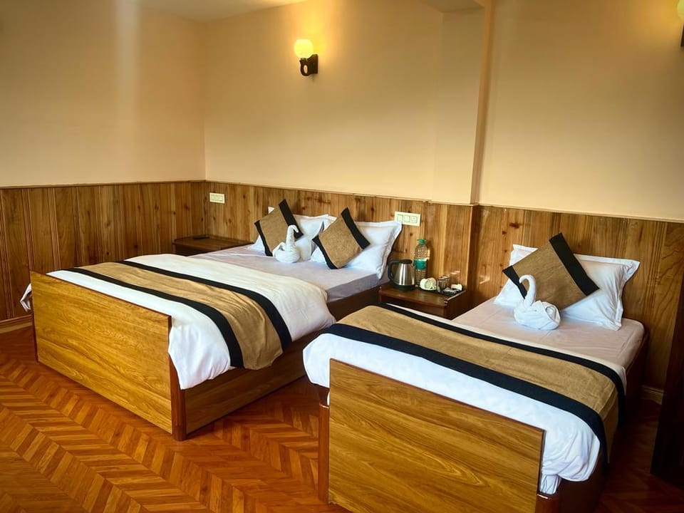 Batasia OM Residency Hotel in Darjeeling