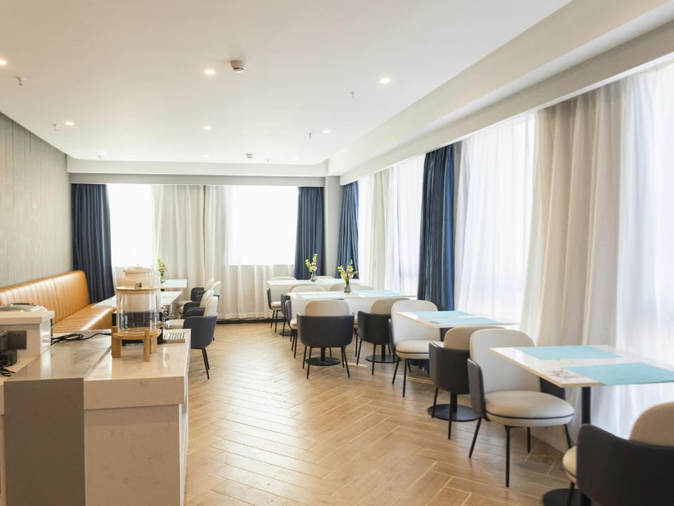 LANOU Hotel Suqian Sihong County Huayuankou Guoji Plaza Renmin South Road Hotel in Jiangsu