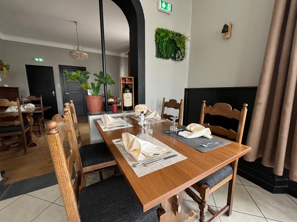 Logis Hotel & Restaurant - Le Floride Hotel in Rhineland-Palatinate