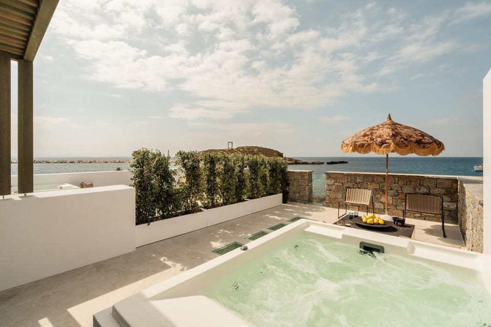 Naxos Rhyton Hotel in Naxos