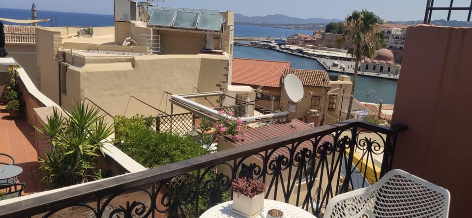 Fivos Pension Hotel in Chania